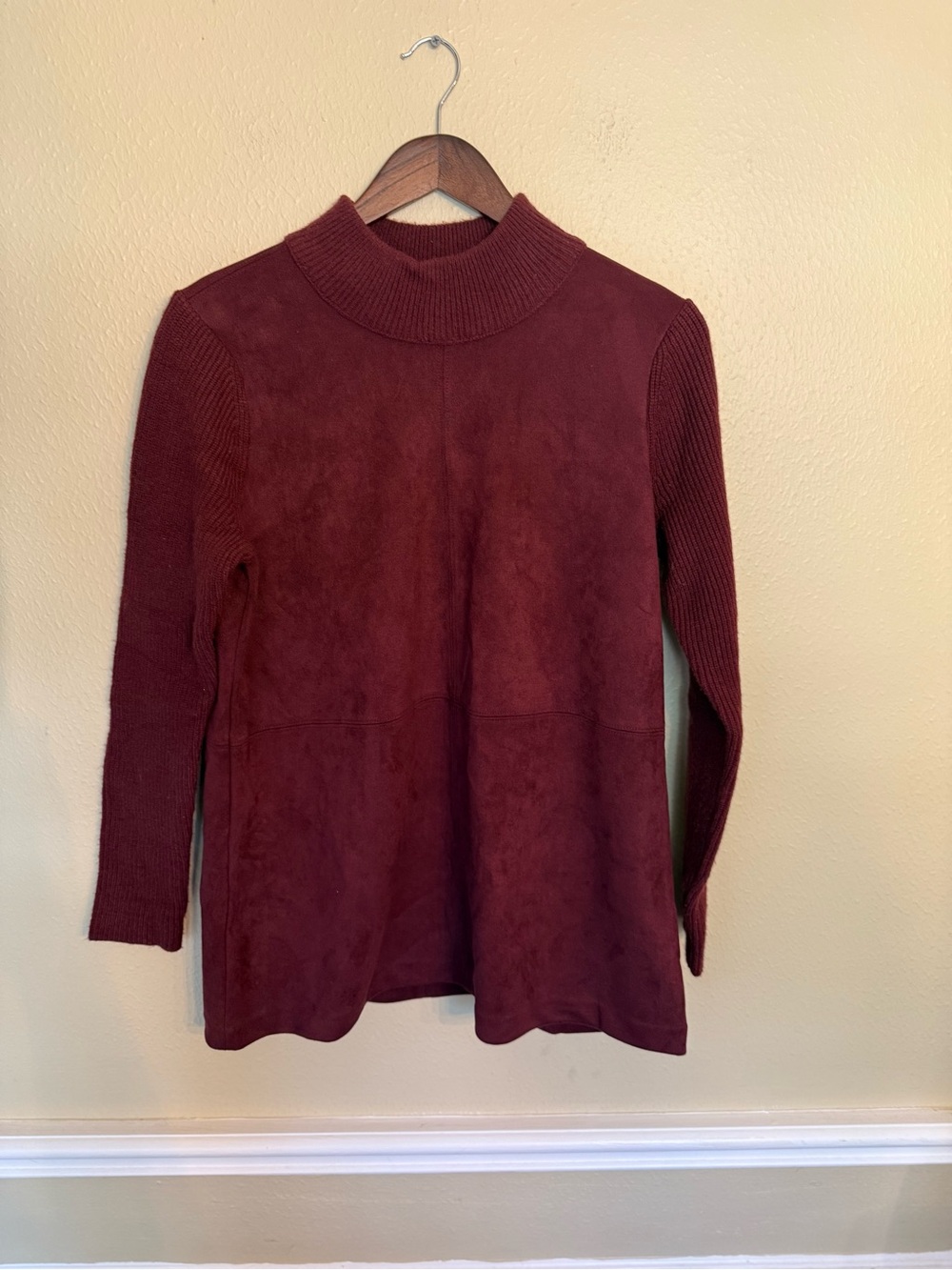 Ann Taylor Burgundy Mock Neck Long Sleeve Tunic